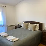 Casa De Casarelhos - Andar Da Moradia Com Terraco - Vistas Rio - 