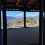 아파트 Casa De Casarelhos - Andar Da Moradia Com Terraco - Vistas Rio - 