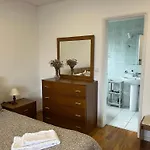 Apartament Casa De Casarelhos - Andar Da Moradia Com Terraco - Vistas Rio - 