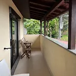 Casa De Casarelhos - Andar Da Moradia Com Terraco - Vistas Rio - 