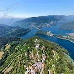 Casa De Casarelhos - Andar Da Moradia Com Terraco - Vistas Rio - 