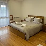 Apartament Casa De Casarelhos - Andar Da Moradia Com Terraco - Vistas Rio - 