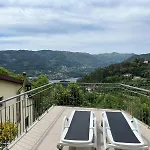 Casa De Casarelhos - Andar Da Moradia Com Terraco - Vistas Rio - 