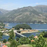 Διαμέρισμα Casa De Casarelhos - Andar Da Moradia Com Terraco - Vistas Rio - 