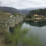 Casa De Casarelhos - Andar Da Moradia Com Terraco - Vistas Rio - 
