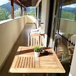 Apartament Casa De Casarelhos - Andar Da Moradia Com Terraco - Vistas Rio - 