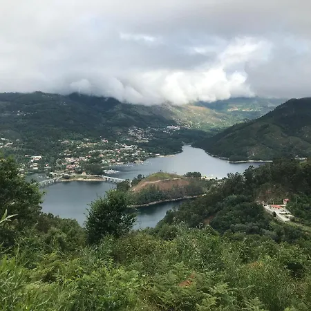 Casa De Casarelhos - Andar Da Moradia Com Terraco - Vistas Rio - 