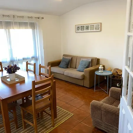 Apartment Casa De Casarelhos - Andar Da Moradia Com Terraco - Vistas Rio - 