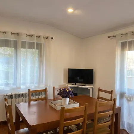 Casa De Casarelhos - Andar Da Moradia Com Terraco - Vistas Rio - 