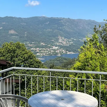 Lägenhet Casa De Casarelhos - Andar Da Moradia Com Terraco - Vistas Rio - 