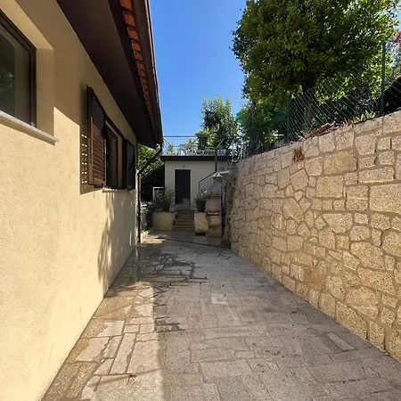 Apartament Casa De Casarelhos - Andar Da Moradia Com Terraco - Vistas Rio - 