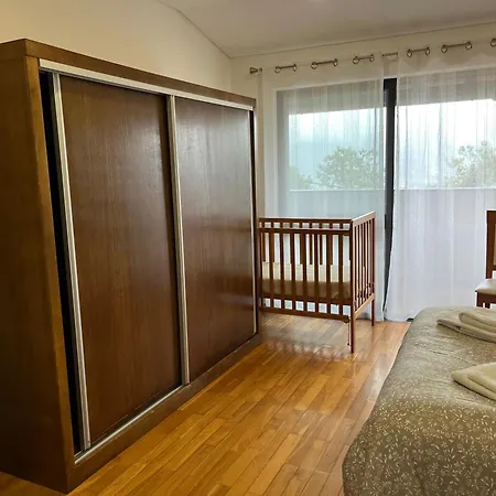 Casa De Casarelhos - Andar Da Moradia Com Terraco - Vistas Rio - 