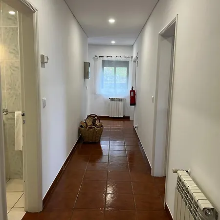 Casa De Casarelhos - Andar Da Moradia Com Terraco - Vistas Rio - 