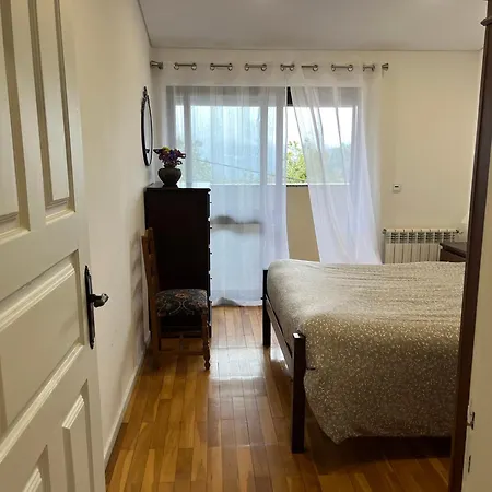 Casa De Casarelhos - Andar Da Moradia Com Terraco - Vistas Rio - 