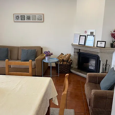 Lägenhet Casa De Casarelhos - Andar Da Moradia Com Terraco - Vistas Rio - 