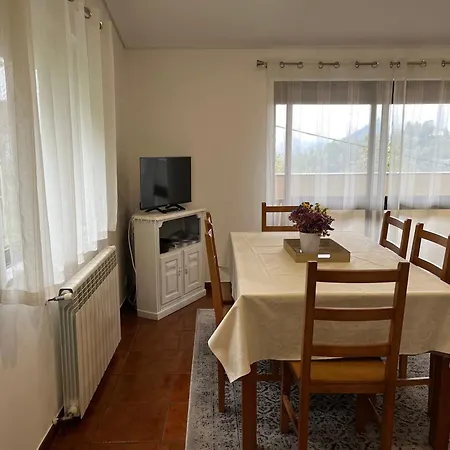 Casa De Casarelhos - Andar Da Moradia Com Terraco - Vistas Rio - 