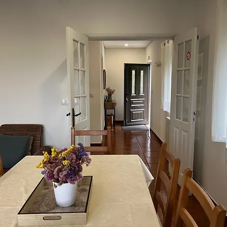 Casa De Casarelhos - Andar Da Moradia Com Terraco - Vistas Rio - 