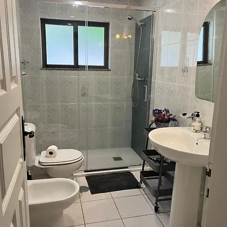 Lägenhet Casa De Casarelhos - Andar Da Moradia Com Terraco - Vistas Rio - 