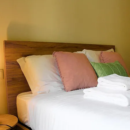 P32 Real Guest house *