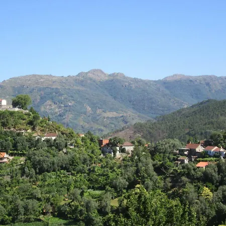 Casa De Casarelhos - Andar De Moradia - Lareira - Vistas - Διαμέρισμα *