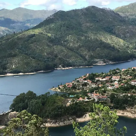 Casa De Casarelhos - Andar Da Moradia Com Terraco - Vistas Rio - 