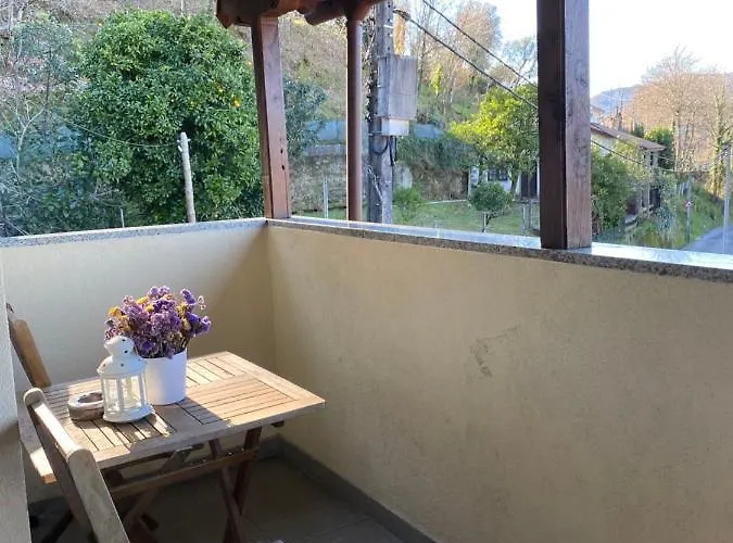 Casa De Casarelhos - Andar Moradia Com Lareira - Vistas Rio - 