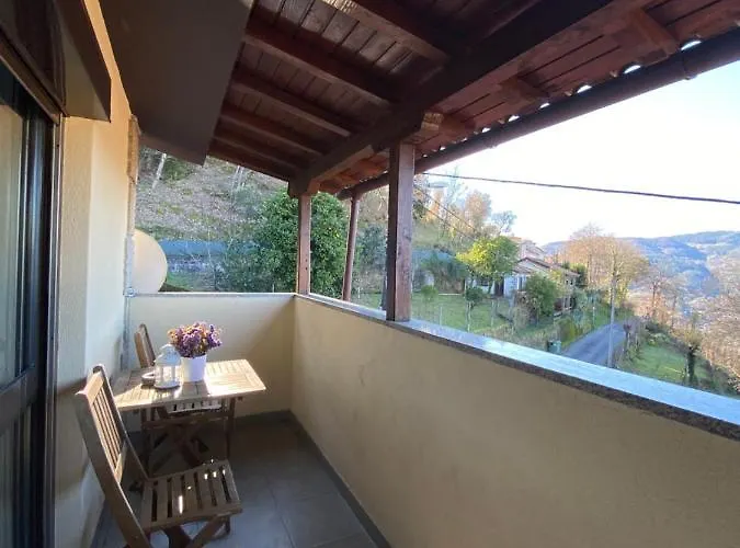 Апартаменты Casa De Casarelhos - Andar Moradia Com Lareira - Vistas Rio - 