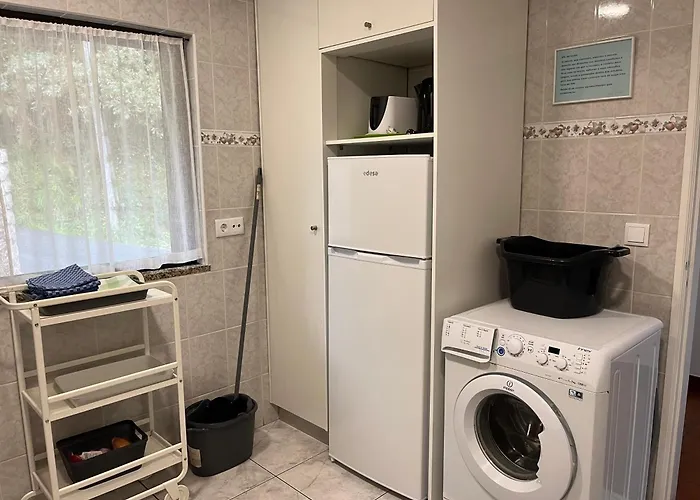 Апартаменты Casa De Casarelhos - Andar Moradia Com Lareira - Vistas Rio - 