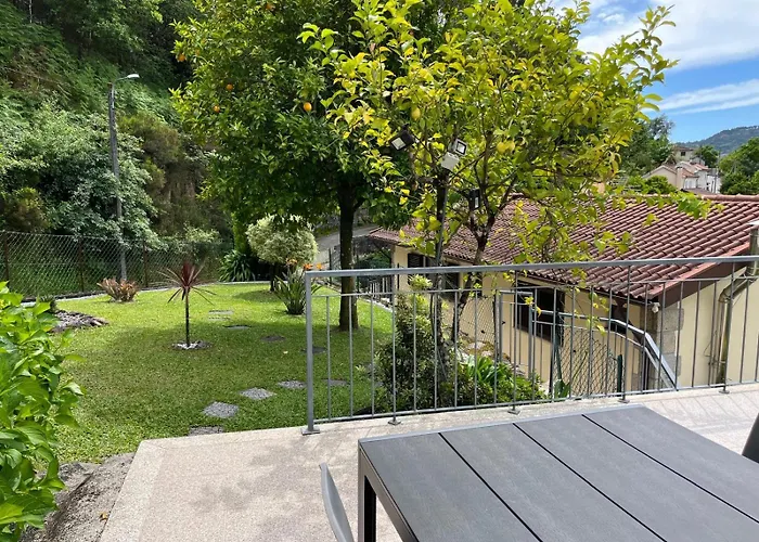 Casa De Casarelhos - Andar Moradia Com Lareira - Vistas Rio - 