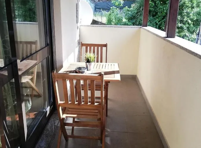 Casa De Casarelhos - Andar Moradia - Vistas Rio - Apartamento